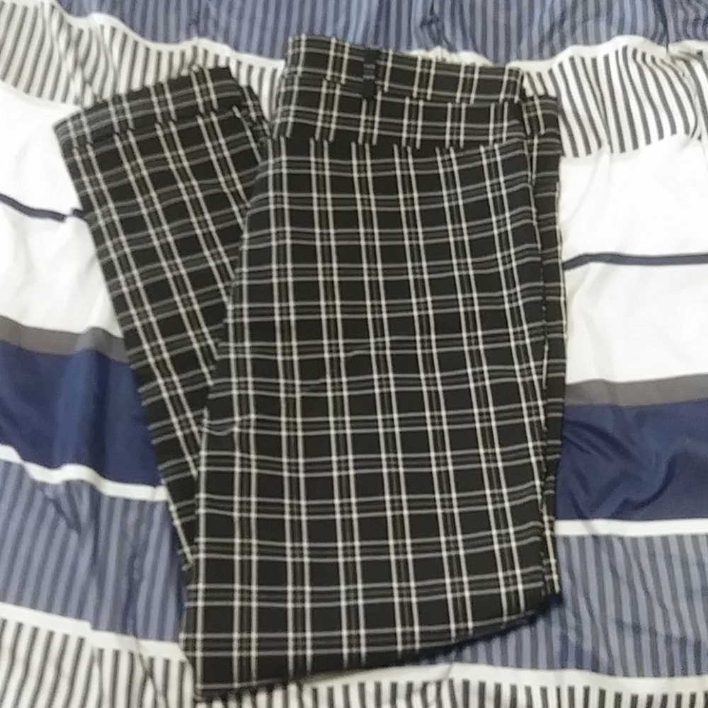 Rue 21 Black and White Plaid Cuffed Pants